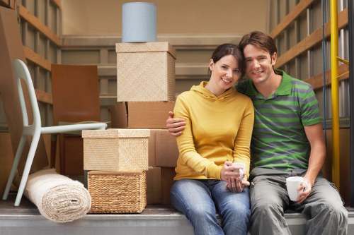 Careful packing materials and furniture protection for a move in France